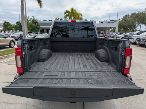 Used 2021 Ford F350 Limited w/ FX4 Off-Road Package AWD/4WD image 13