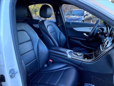 Used 2021 Mercedes-Benz C 300 C 300 image 9