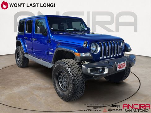 Used 2018 Jeep Wrangler Unlimited Sahara AWD/4WD image 1