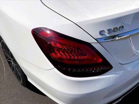Used 2021 Mercedes-Benz C 300 Sedan image 29