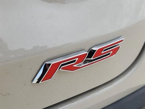 New 2026 Chevrolet Trax RS w/ Sunroof Package FWD image 5