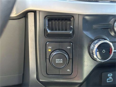 Certified 2022 Ford F150 XLT w/ Equipment Group 302A High image 12