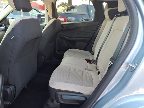 Certified 2022 Ford Escape SE image 11