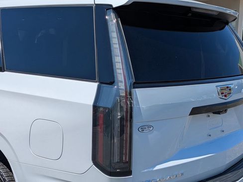 New 2026 Cadillac Escalade Sport w/ Touring Package AWD/4WD image 15