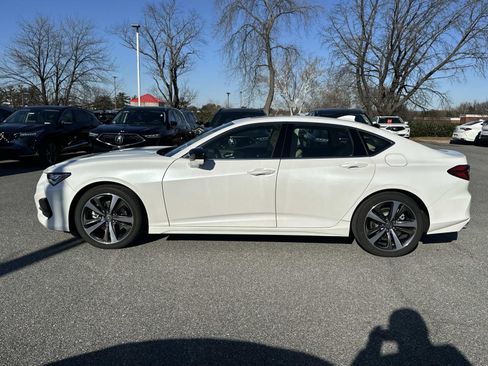 Certified 2025 Acura TLX w/ Technology Package image 7