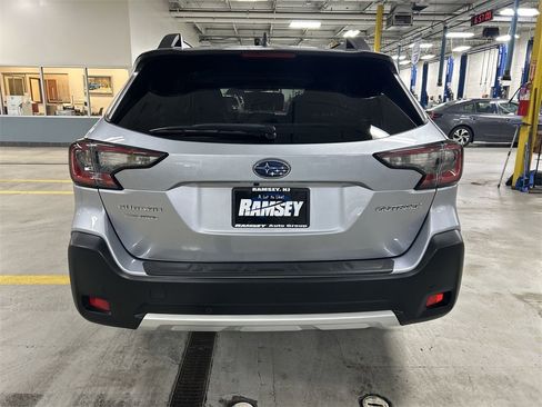 Certified 2024 Subaru Outback Limited image 7