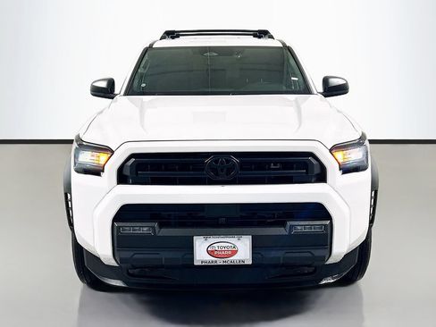 Used 2025 Toyota 4Runner SR5 AWD/4WD image 2