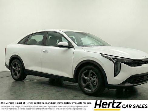 Used 2025 Kia K4 FWD image 1