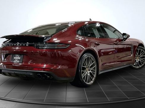 Used 2022 Porsche Panamera 4 Platinum Edition image 2