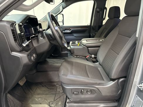 Certified 2025 Chevrolet Silverado 2500 LT w/ Convenience Package image 13