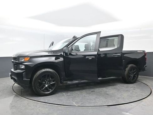 Used 2022 Chevrolet Silverado 1500 Custom w/ Rally Edition image 27