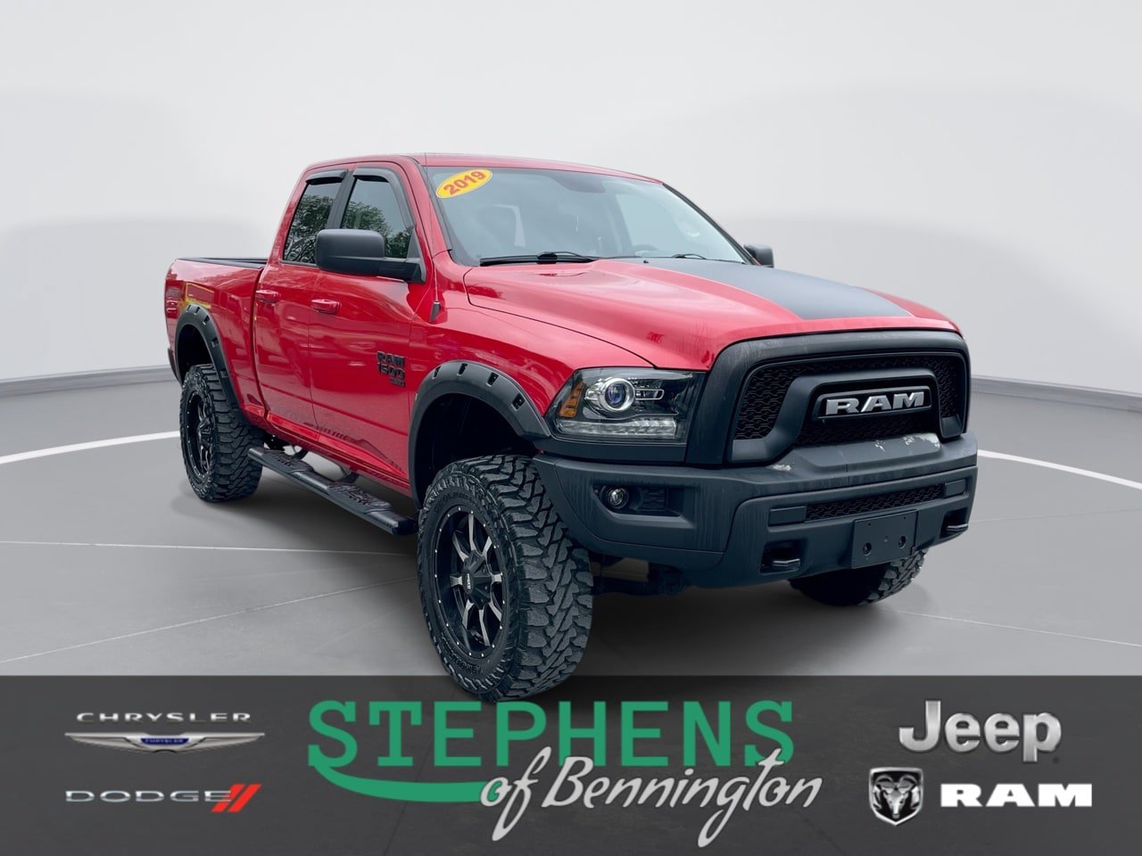 Used 2019 RAM 1500 Warlock AWD/4WD image 1