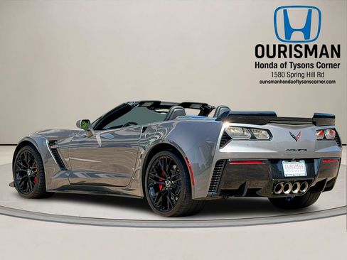 Used 2015 Chevrolet Corvette Z06 w/ 2LZ Preferred Equipment Group RWD image 3
