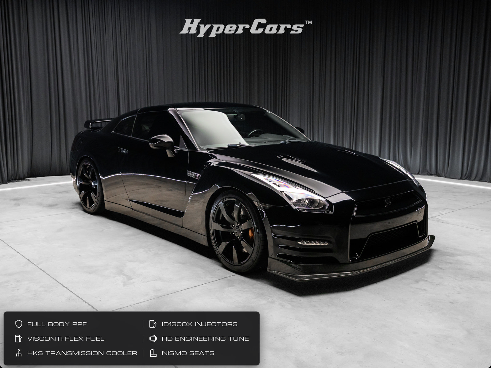Used 2009 Nissan GT-R Premium AWD/4WD image 1