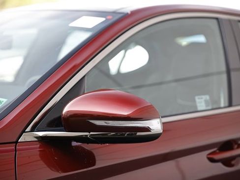 New 2025 Genesis G70 3.3T Advanced image 12