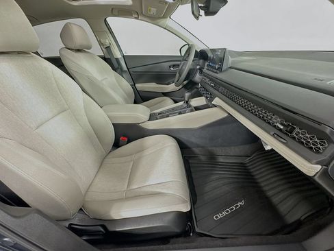 Used 2024 Honda Accord EX image 33