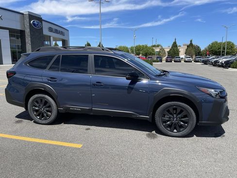 Certified 2024 Subaru Outback Onyx Edition XT AWD/4WD image 11