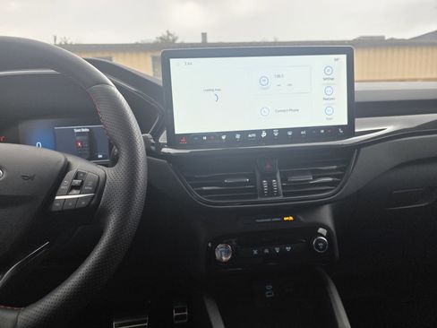 Used 2023 Ford Escape ST-Line w/ Tech Pack #1 image 11