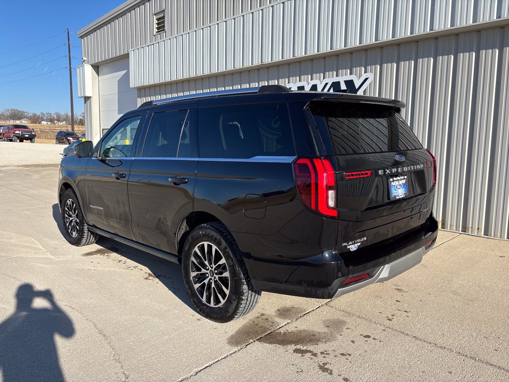 Certified 2025 Ford Expedition Platinum AWD/4WD image 7