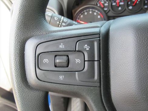 Used 2024 Chevrolet Silverado 1500 Custom image 21