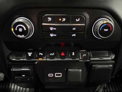 Used 2023 Chevrolet Silverado 2500 W/T w/ WT Convenience Package image 22