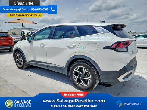 Used 2023 Kia Sportage LX FWD image 3