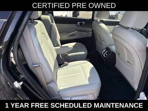Used 2023 Kia Sorento SX AWD/4WD image 11