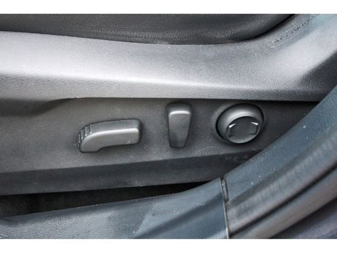 Used 2022 Subaru Outback Limited image 29