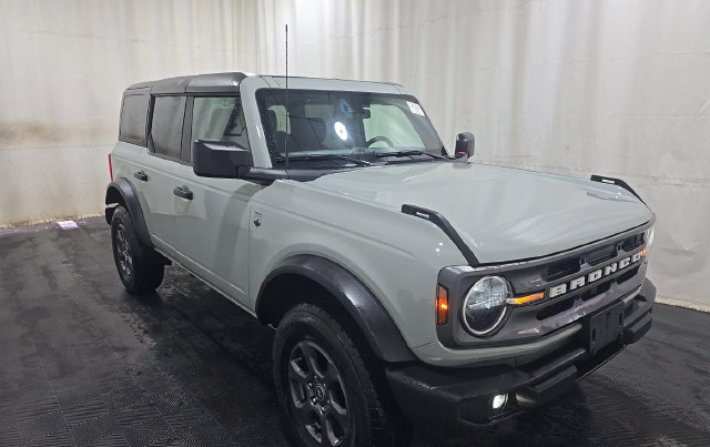 Used 2024 Ford Bronco Big Bend AWD/4WD image 3