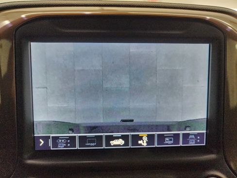 Used 2021 Chevrolet Silverado 2500 High Country w/ Z71 Off-Road Package image 53