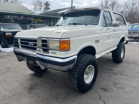 Used 1990 Ford Bronco 2dr Wagon image 2