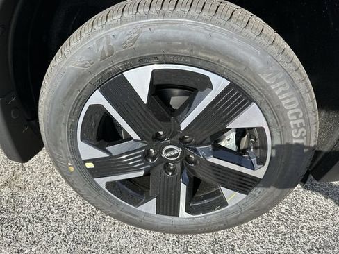 New 2026 Nissan Kicks SV w/ Cold Weather Package AWD/4WD image 20