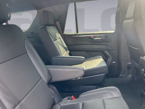 Used 2026 Chevrolet Tahoe LT w/ Comfort Package AWD/4WD image 18