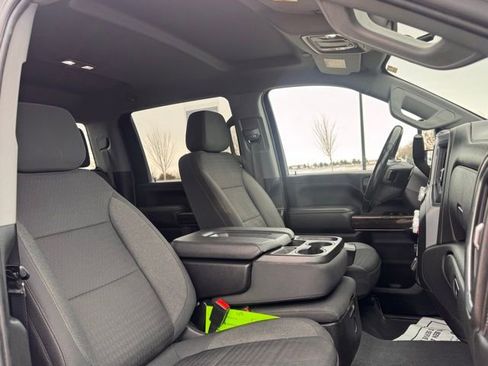 Used 2023 GMC Sierra 3500 SLE w/ SLE Convenience Package image 21