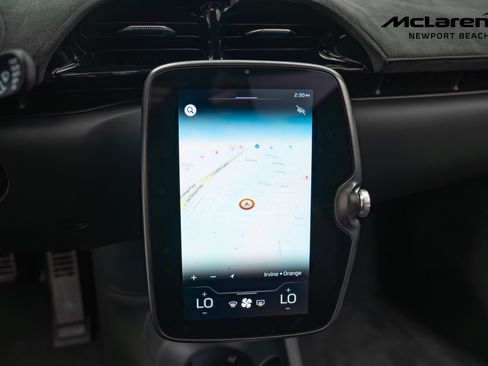 Used 2024 McLaren Artura image 26