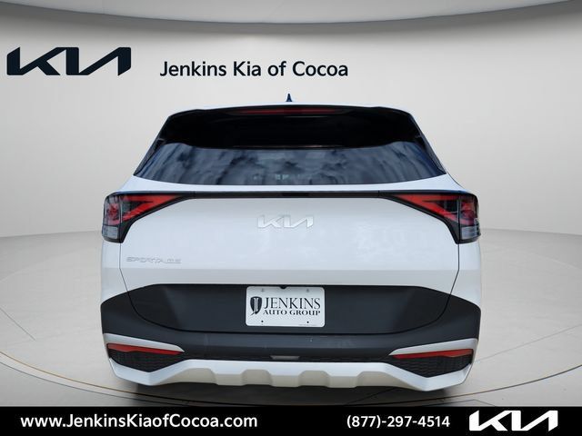 Certified 2025 Kia Sportage EX FWD image 6