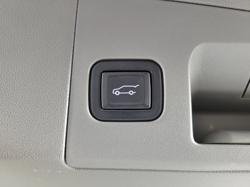 Certified 2023 Cadillac XT5 Premium Luxury FWD image 9