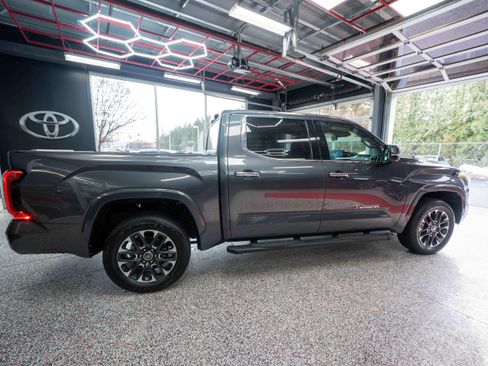 Used 2023 Toyota Tundra Limited image 4