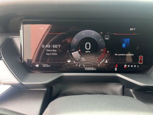 Used 2024 GMC Acadia Elevation FWD image 4