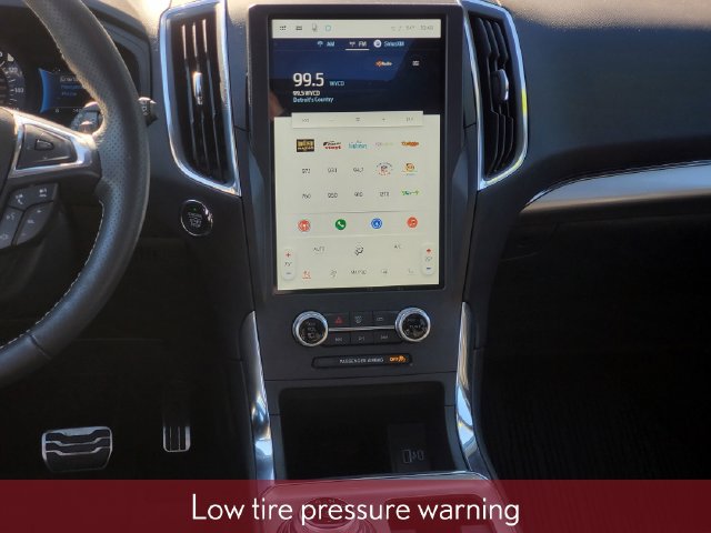 Used 2024 Ford Edge ST w/ Equipment Group 401A AWD/4WD image 33