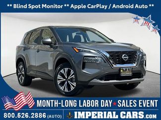 Used 2023 Nissan Rogue SV image 1