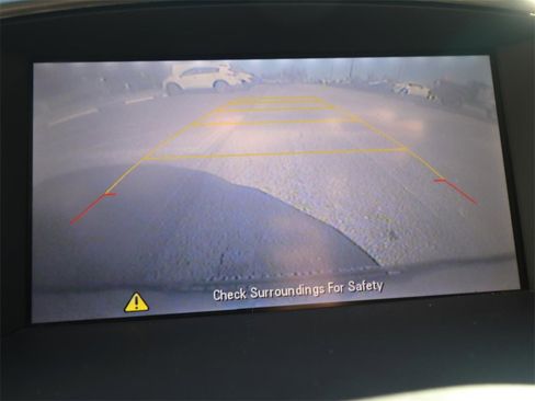 Used 2015 Buick Verano Base image 4