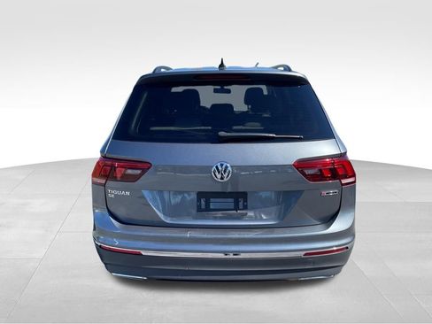 Used 2021 Volkswagen Tiguan SE w/ 3rd Row Seat Package image 25