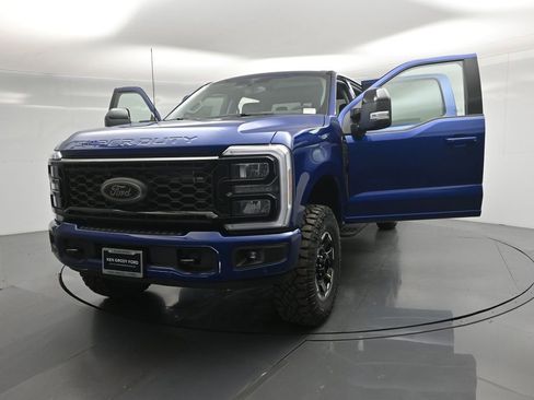 New 2026 Ford F250 Lariat w/ Tremor Off-Road Package image 33