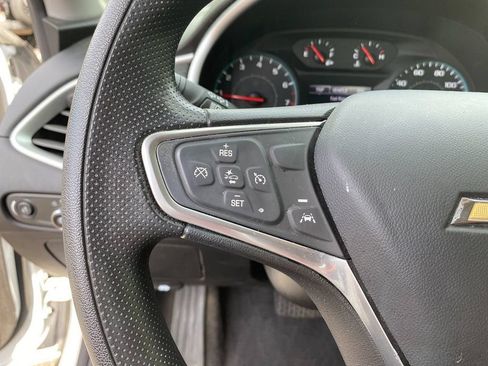 Used 2023 Chevrolet Malibu LS FWD image 16