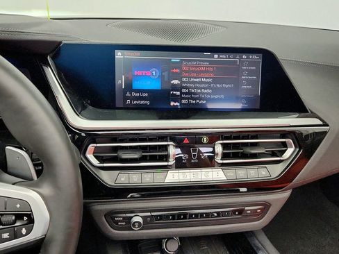 Used 2025 BMW Z4 M40i w/ Premium Package image 17