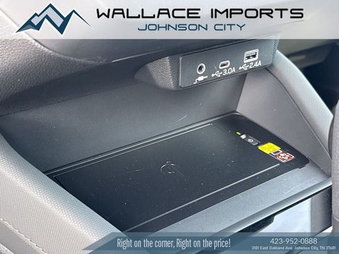 Used 2025 Subaru Forester Touring AWD/4WD image 28