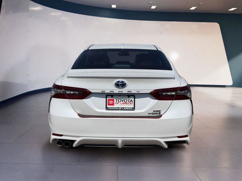 Used 2021 Toyota Camry XSE w/ Cold Weather Package image 4