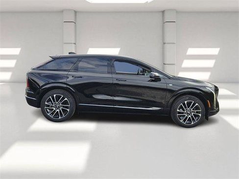 New 2026 Cadillac Optiq Sport 1 image 6