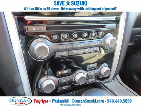 Used 2019 Nissan Pathfinder SV image 32